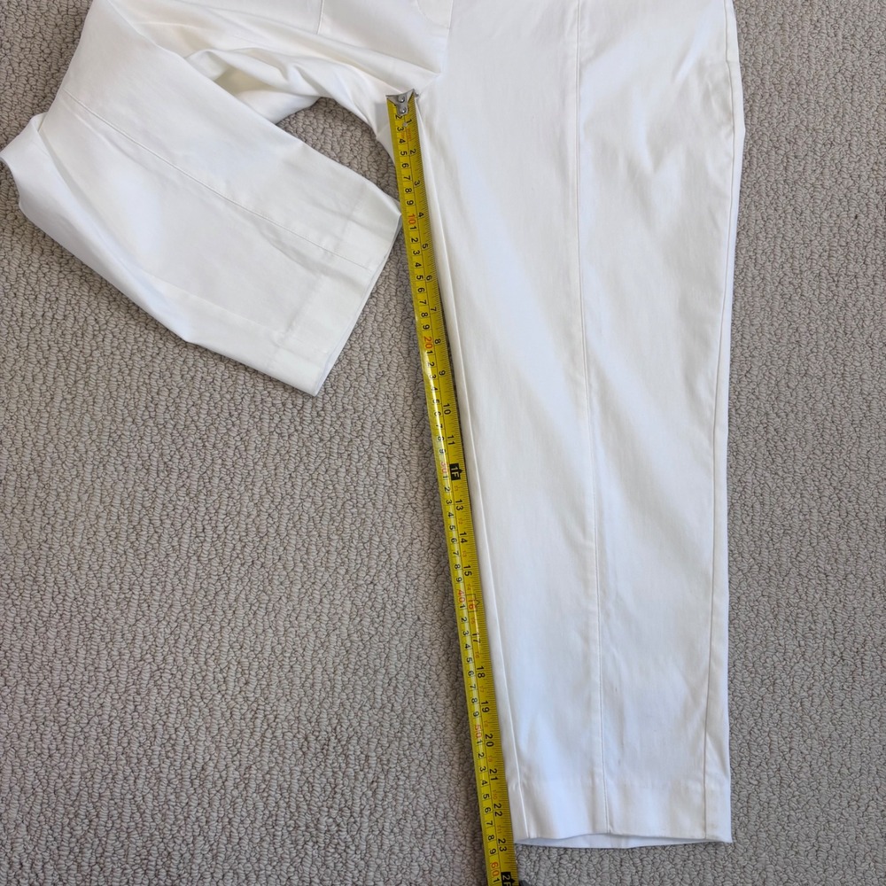 Apt. 9 Brynn White Pull On Capri Pants, Size 14 Tummy Control Summer Office - Picture 12 of 14